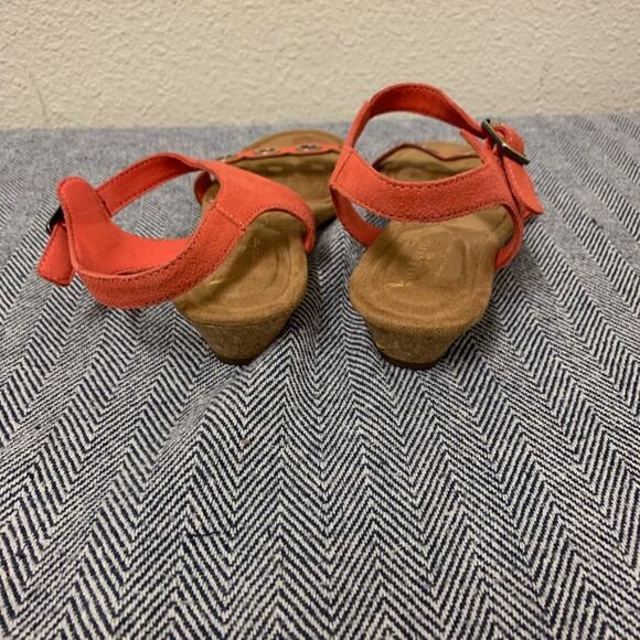 Koolaburra by UGG - Leira Wedge Sandal - Picture 6 of 8